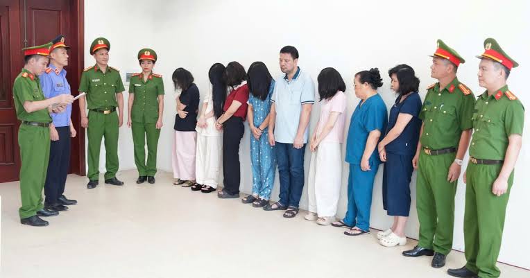 Vụ "vẽ bệnh" tại Nghệ An: Khởi tố phòng khám bơm sữa đậu nành vào người bệnh để lừa tiền